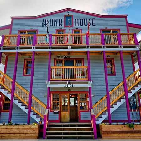 Hotel The Bunkhouse Dawson City Exterior foto